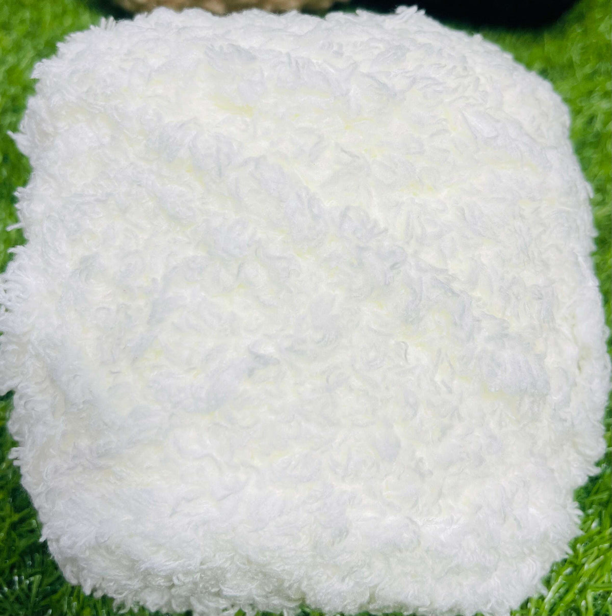 Towel Yarn (Offwhite)
