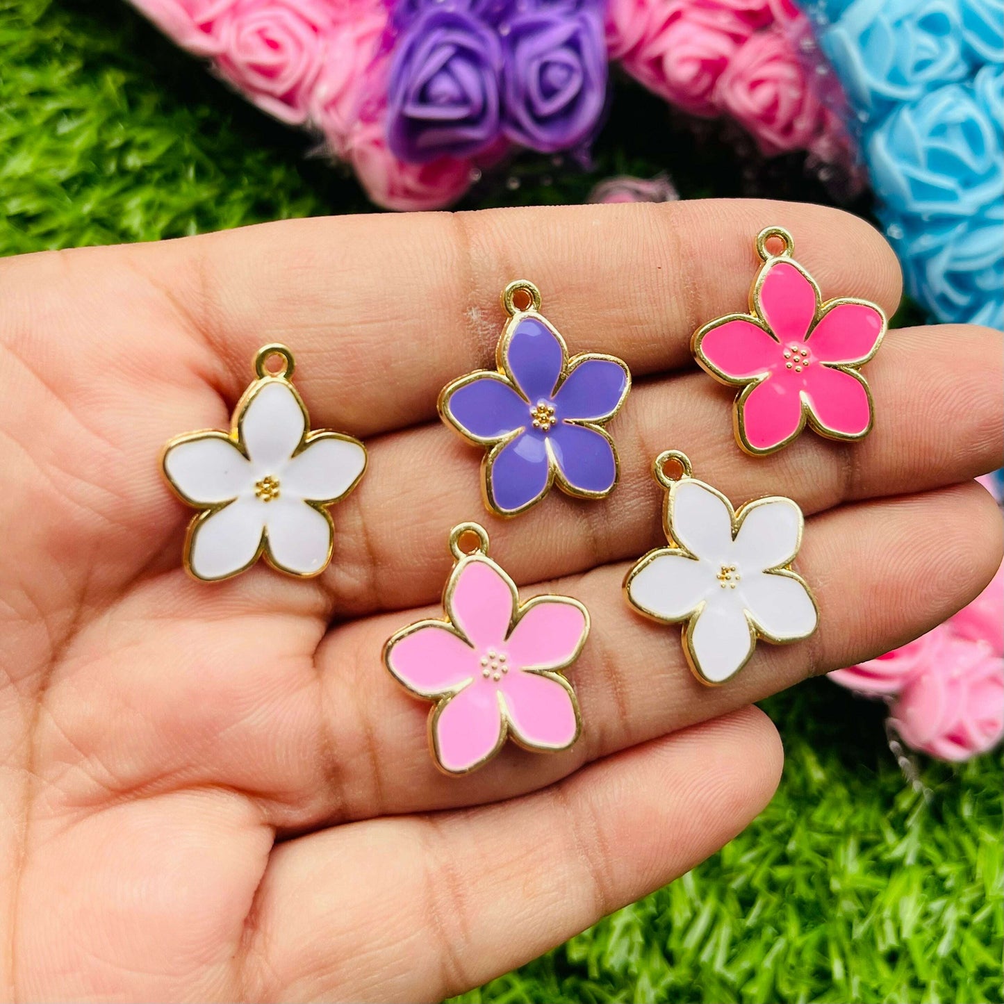 Charms 6 pcs