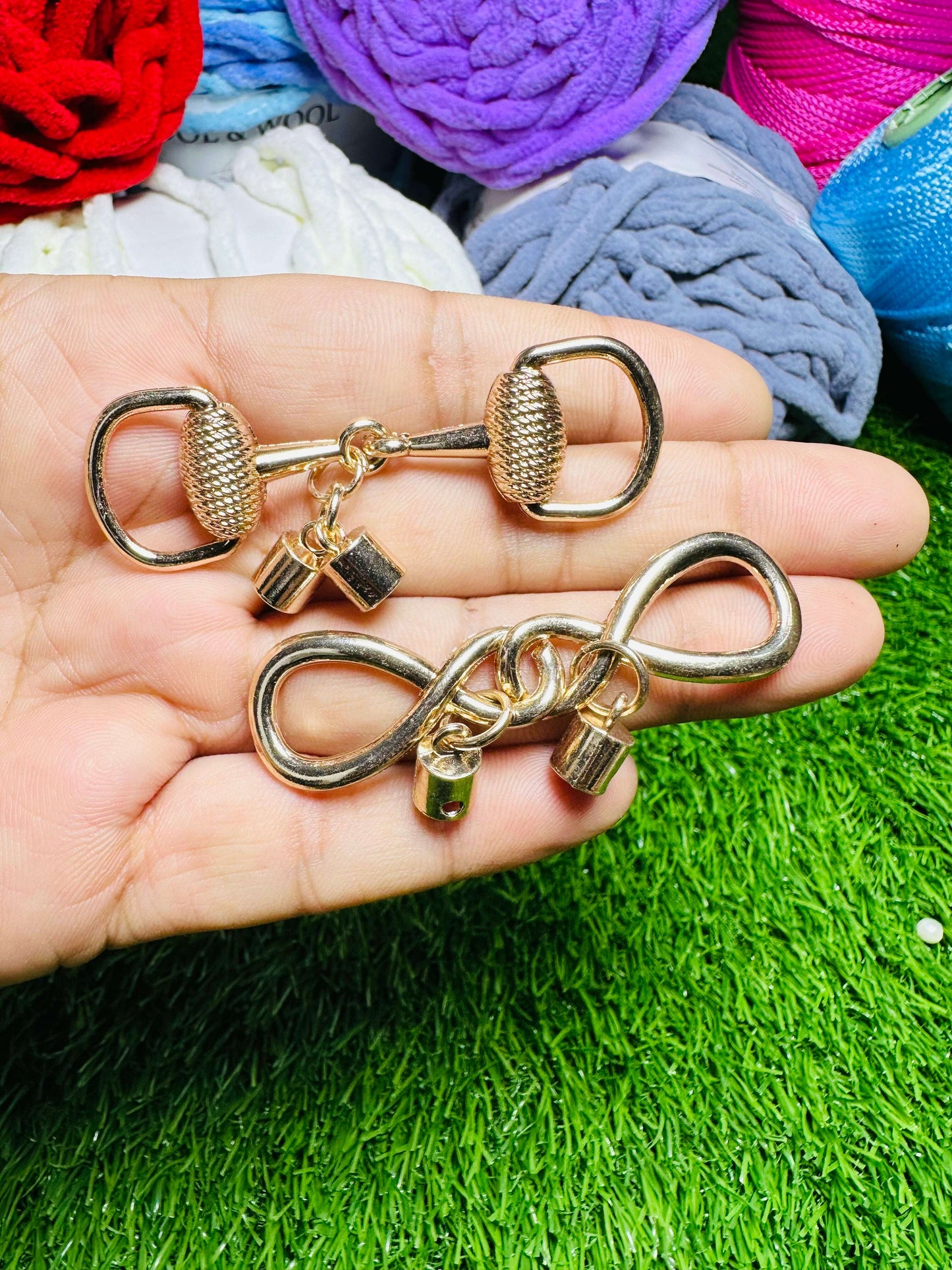 Handbag logo
